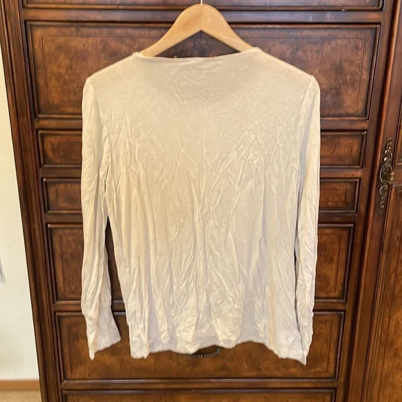 NWT Ann Taylor Factory light grey woman’s long sleeve shirt - Picture 7 of 8